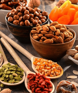 Honeyed Bliss: Creamy Milk & Honey Glazed Nut Mix